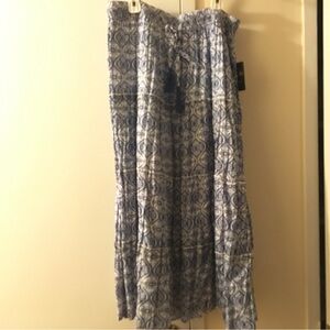 Mlle Gabrielle Blue Patterned Maxi Skirt fully lined NWT